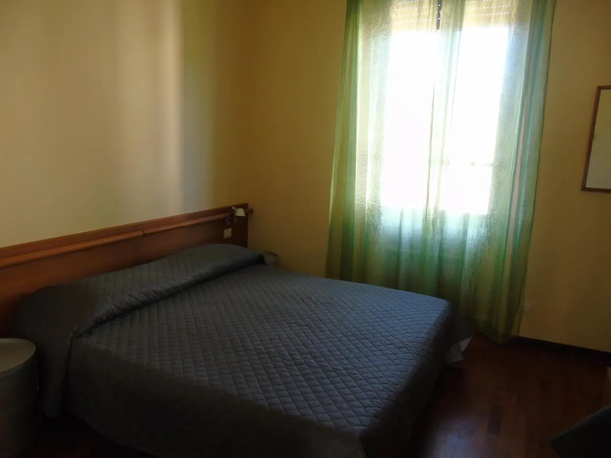 Affittacamere Bel Sole Borghetto di Vara 2*,